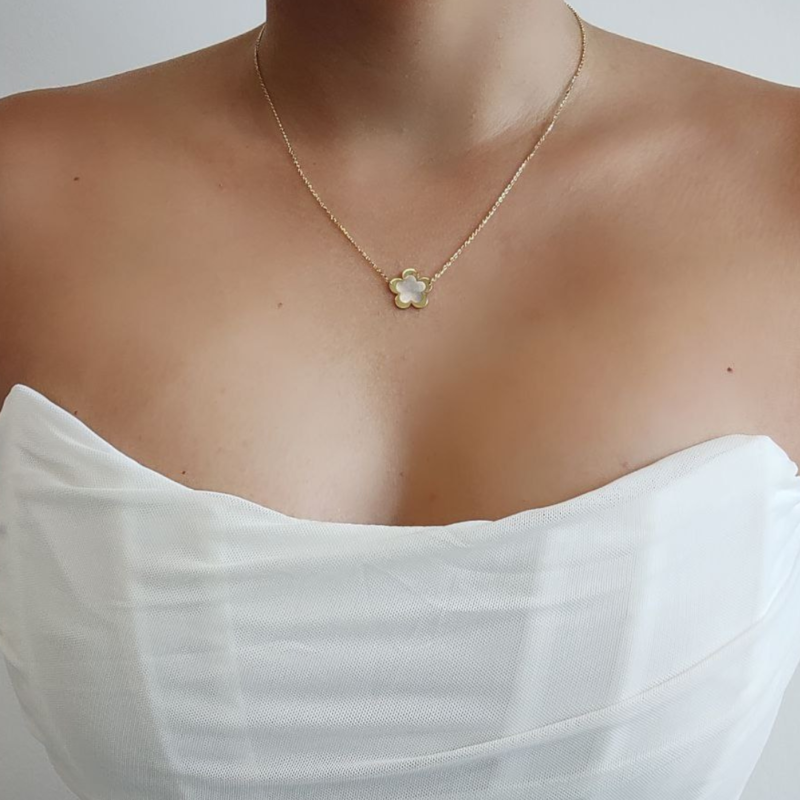 Copia de post de instagram felicitación infantil blanco (25)